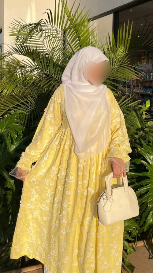 فستان إميلي